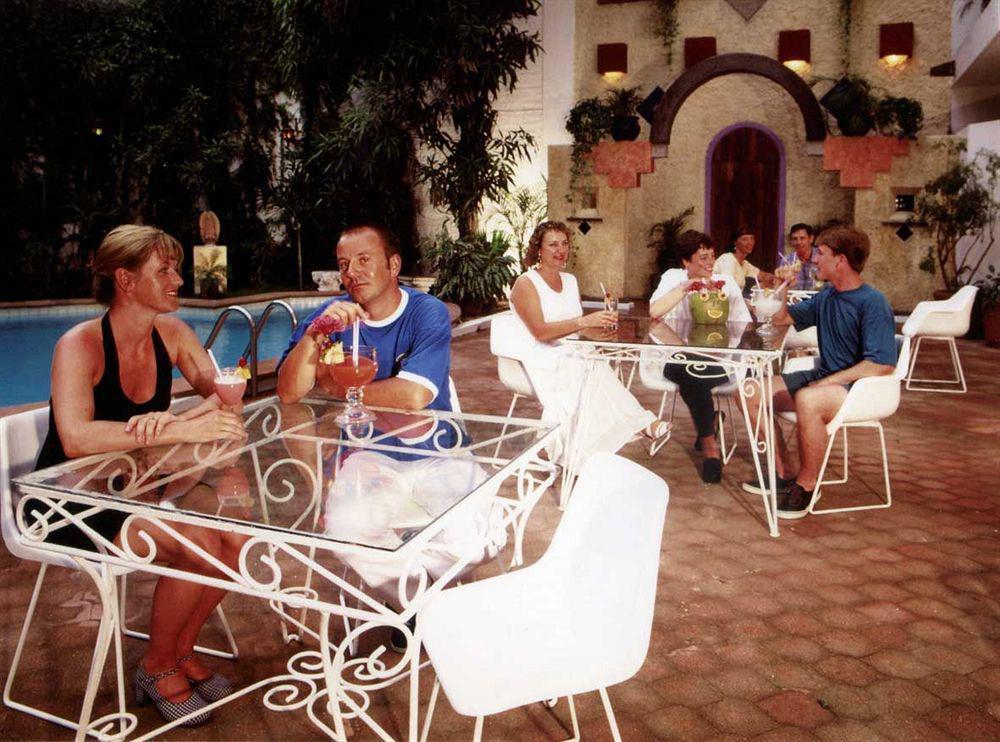 Los Arcos Suites Puerto Vallarta Restaurant photo